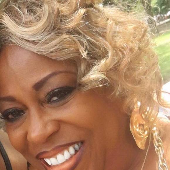 Meet your Posher, Seletha - Picture 1 of 1